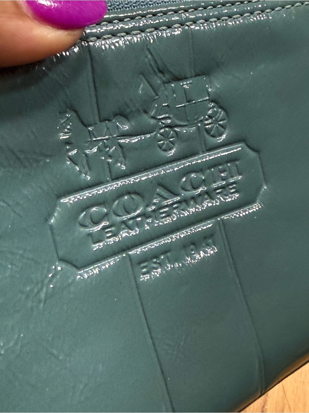 Coach Teal Blue Tattersall Patented Leather Horse & Carriage Wrislet - Picture 9 of 9